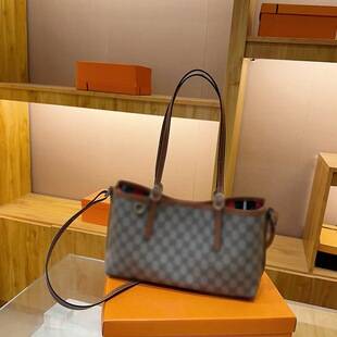 High-quality commuter bag, new trendy fashion large-capacity crossbody shoulder handbag with printed design, versatile tote