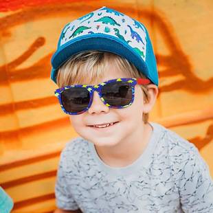 Rain Children's Sunglasses for Boys and Girls, Sun Protection, Eye-Friendly, Trendy and Cool Cartoon Baby Dinosaur Square Frame Sunshade Sunglasses