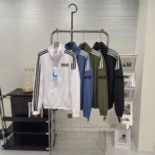 Three-stripe stand-up collar jacket for men, spring and autumn sports coat, casual versatile embroidered couple's jacket