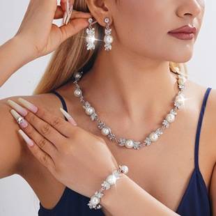 Hot-Selling Fashion Retro Pearl Necklace and Earring Set Elegant Bridal Wedding Jewelry Wholesale Bridal Jewelry
