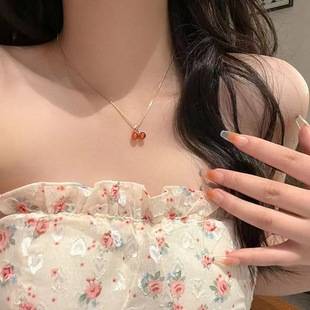 Personalized High-End Light Luxury Chain Red Cherry Pendant Necklace Accessory Versatile Alloy Design Sweet Clavicle Chain