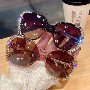 Diamond-Encrusted Sunglasses for Women, High-Definition Sunglasses, Ins Women's Driving, Anti-Uv, Accessible Luxury, Fashionable Large-Frame Glasses for Women, Trendy