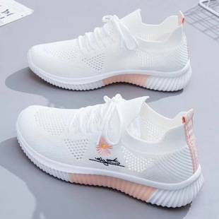 New spring and summer women's flying woven sneaker fashion all-match running shoes mesh breathable casual female student wholesale
