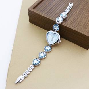 Cross-Border Foreign Trade Hot-Selling Love-Shaped Diamond-Encrusted Women's Watch, Fashionable Niche Style, Casual Women's Watch, Student Bracelet Watch