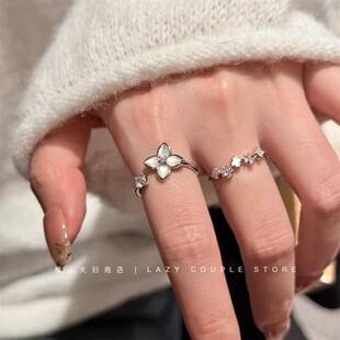Elegant and Luxurious Silver Four-Leaf Clover Mother-Of-Pearl Ring for Women, Niche Design, Exquisite Open Stackable Ring, 2026 Trend