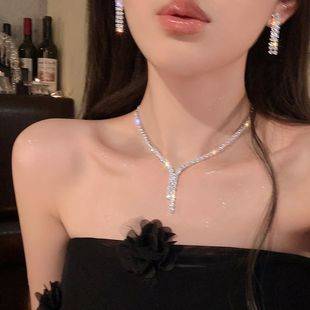 High-grade Flash Diamond Earrings Necklace suit Entry Luxury Niche Dress Dinner Clavicle Chain Bridal Wedding Dress Accessories Women