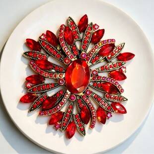Luxurious and Elegant Colorful Crystal Brooch, Rhinestone Brooch, Clothing Accessory for Suits and Coats, In-Stock Brooch