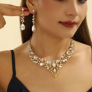 Cross-Border Popular Water Drop Women's Alloy Bridal Necklace and Earrings Two-Piece Set New Clavicle Short Necklace Manufacturer Batch