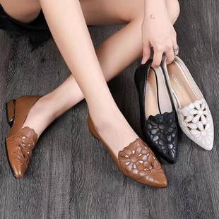 Mother Shoes Spring and Summer Real Soft Leather Single-layer Shoes Women's Middle Heel Soft Leather Soft Bottom Hollow-out 2024 New Spring and Autumn Coarse Heel Single-layer Shoes