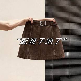 Maillard Retro Suede Skirt for Women, Autumn and Winter Style, High-Waisted, Slimming, Versatile A-Line Hip-Hugging Short Skirt A8053
