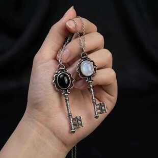 Hecate Key Necklace Moonstone Obsidian Pendant Skull Key Jewelry Witch Dark Academy Manufacturer