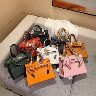New Kelly bag mini women's bag 2022 New Internet celebrity large capacity handbag women's elegant all-match bridal bag