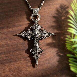 Amazon Cross-Border Personalized Retro Gothic Cross Skull Pendant Necklace European and American Fashion Exaggerated Jewelry