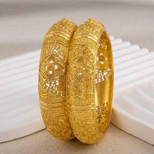 [Hot Selling] 2026 Popular Hollow Carved Gold Leaf Open Clasp Bracelet for Women Fashionable Festive Jewelry