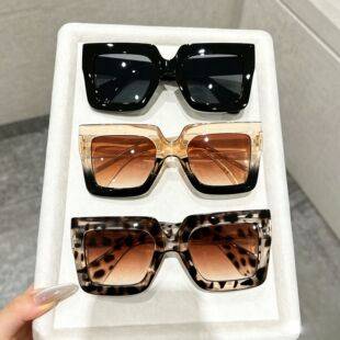 3 Pairs of Personalized Square Frame Sunglasses, Gradient Style, Trendy for Men, Versatile for European and American Street Photography, Oversized Sunglasses for Women, Party Wear