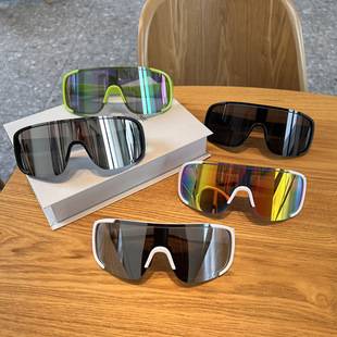 Cycling Glasses Windproof Outdoor Sports Sunglasses Men's and Women's UV-proof Sunglasses Mountain Climbing Skiing Climbing Goggles