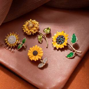 Sunflower Brooch High-End Exquisite Niche Design Suit Shirt Decorative Pin Accessory