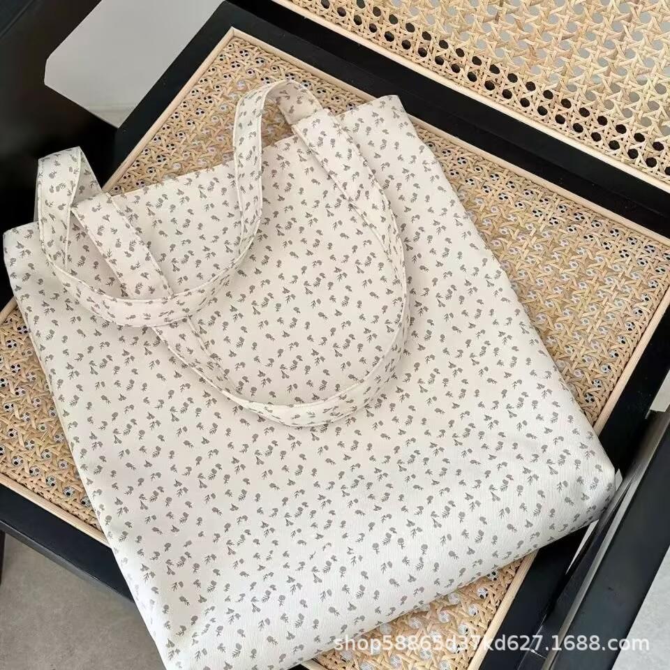 Floral Canvas Bag Niche Japanese Popular Stylist Large Capacity New Shoulder Fresh Style Commuting All-Match Tote Bag