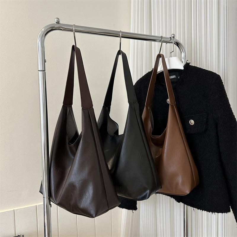 Bag for Commuting, Tote Bag for Women, 2026 Spring and Summer New Trendy Solid Color Textured Shoulder Bag, This Year's Popular Underarm Bag