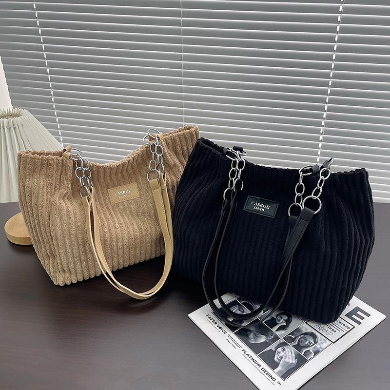 Large-Capacity Corduroy Chain Armpit Bag Tote Bag Women's Bag 2023 New Autum Trendyy Shoulder Commuter Bag