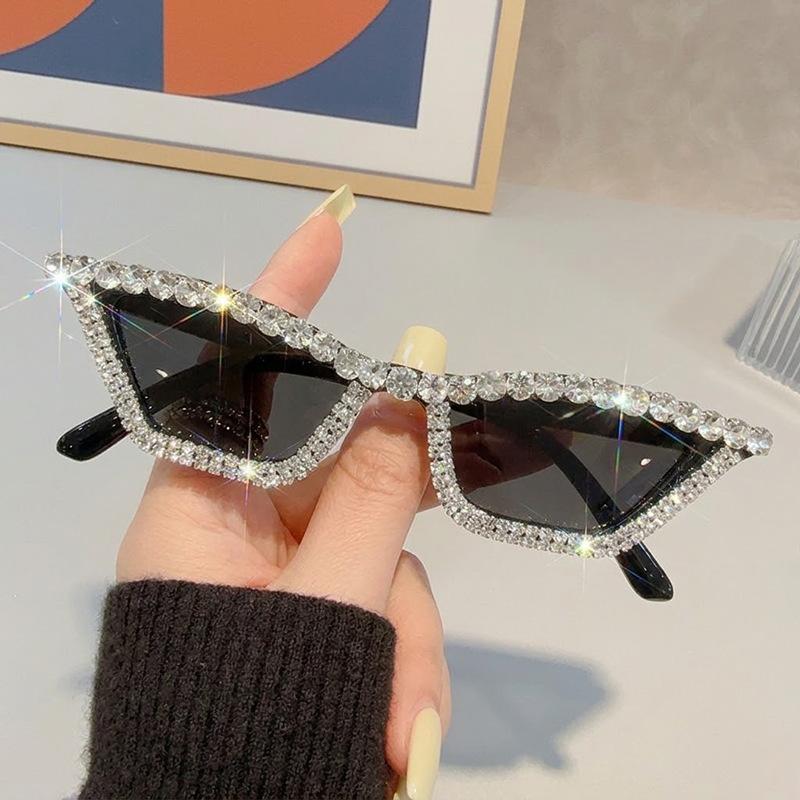 New Fashion Diamond-Encrusted Sunglasses, Cat-Eye Sunglasses for Women, High-End Handmade Diamond-Encrusted Sunglasses for Women