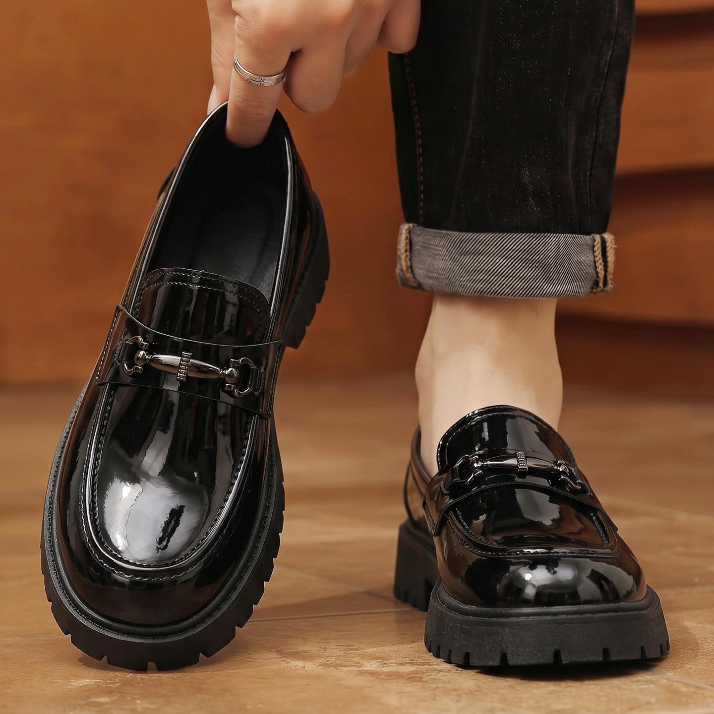 Cross-border large-size thick-soled height-increasing men's large-toe leather shoes, patent leather shiny casual chunky heel loafers, hairstylist trendy shoes