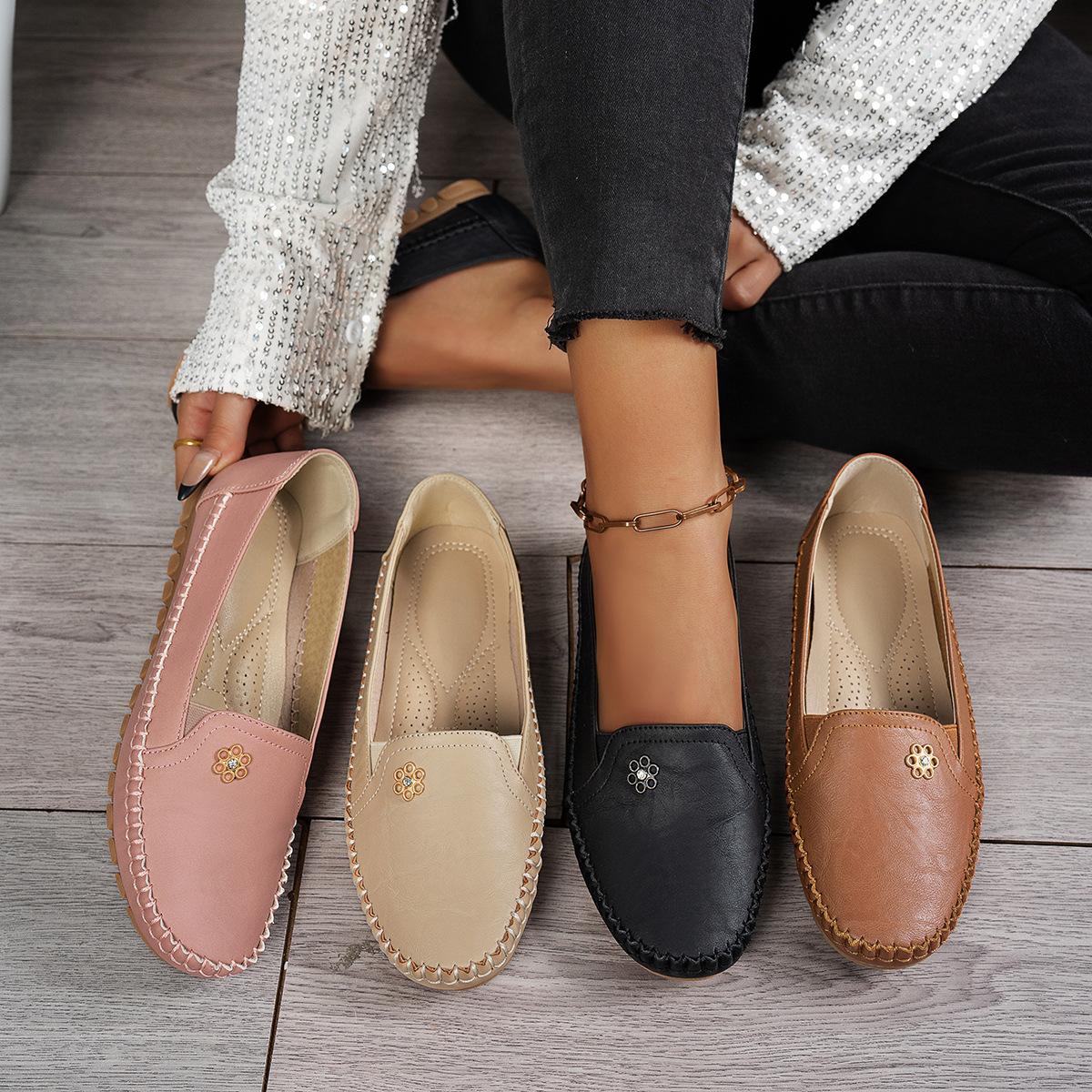 Large Size Popular Foreign Trade Stitched Laser Women's Flats Loafers Foreign Trade Cross-Border E-Commerce Supply Versatile