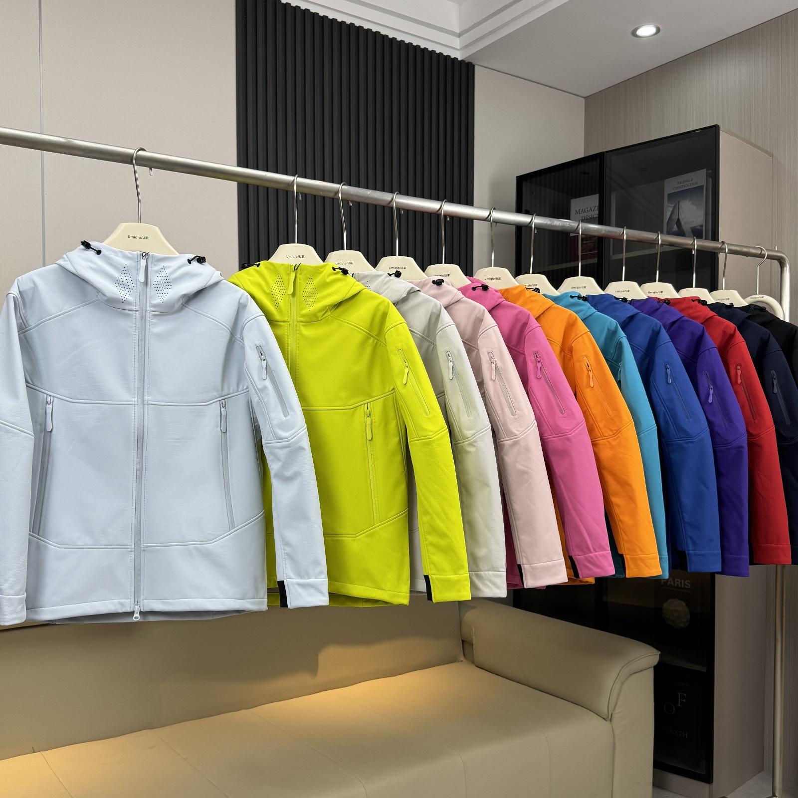 Outdoor mountain-style men's jacket, couple's fleece solid color hooded softshell jacket, casual, warm and versatile outerwear
