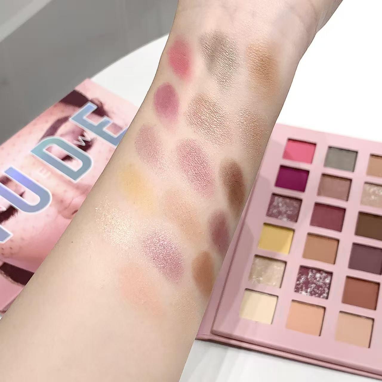 OAUMD 18-color eyeshadow palette, in stock, desert eyeshadow, rose color series, 18-color eyeshadow palette, matte, Dubai style
