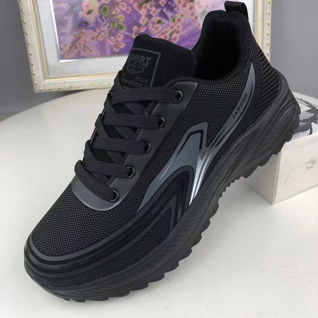 Spring and Autumn Leather Waterproof Anti-Slip Sports Shoes for Men, Black Work Shoes, Light-Soled Casual Running Shoes for Men