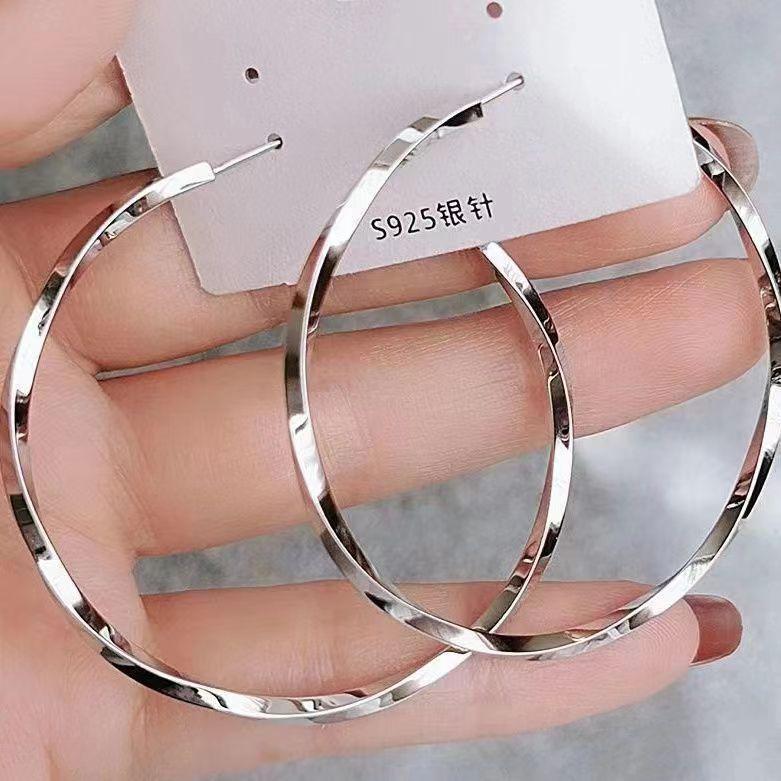 New European and American Style Earrings, Stylish Large Hoop Earrings, 2023 Internet Celebrity Trendy Exaggerated Hoops