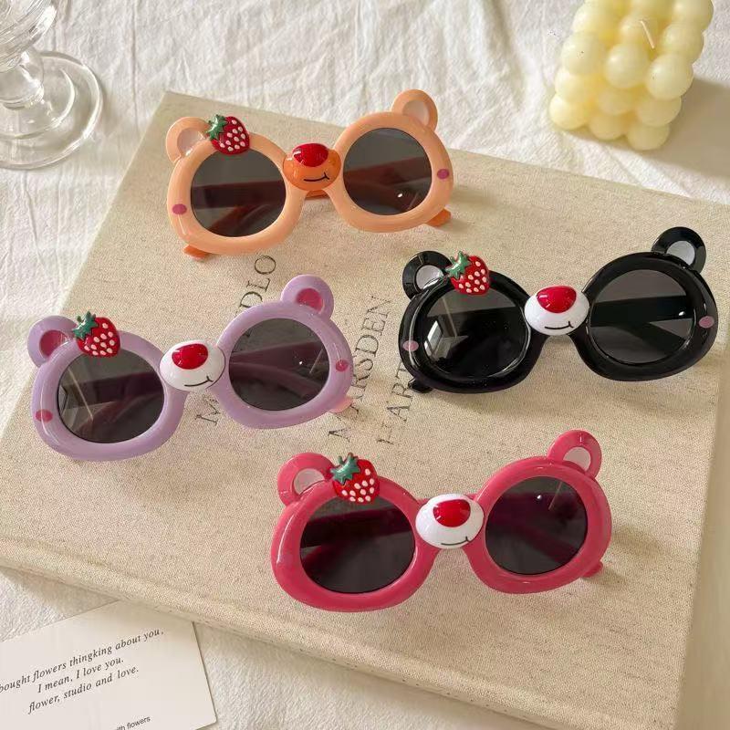 Strawberry Bear Children's Sunglasses Cartoon Cute Girls' Sun Protection Sunglasses Baby Style Photo Shoot Trendy Cool Sunshade Glasses