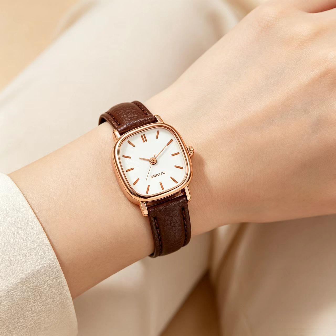 New Korean Style Trendy Simple Personality Retro Harajuku Style Student Men's and Women's Quartz Belt Couple Watches in Stock