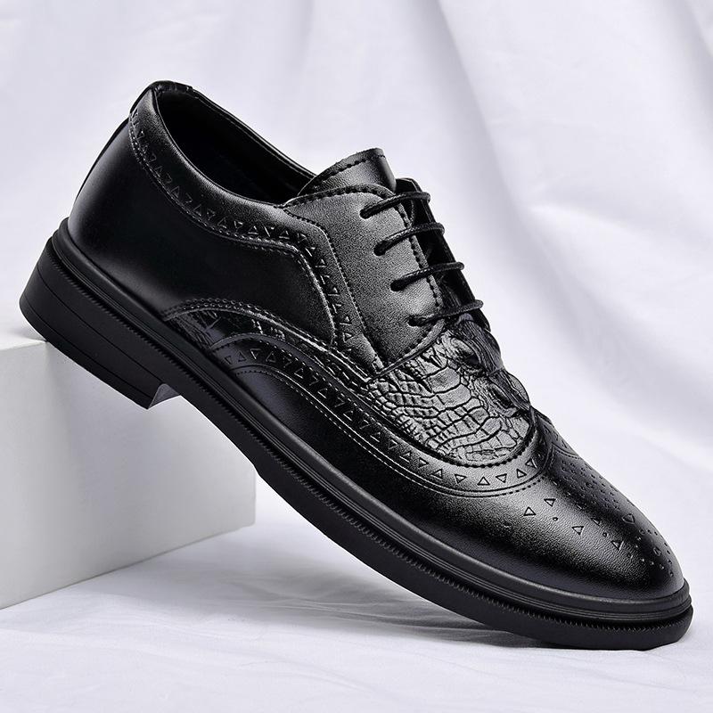 Spring New Leather Shoes Men's Classy Business Casual Shoes Formal Wear Youth Carved Brogue Trendy Breathable Men's Shoes Soft Leather
