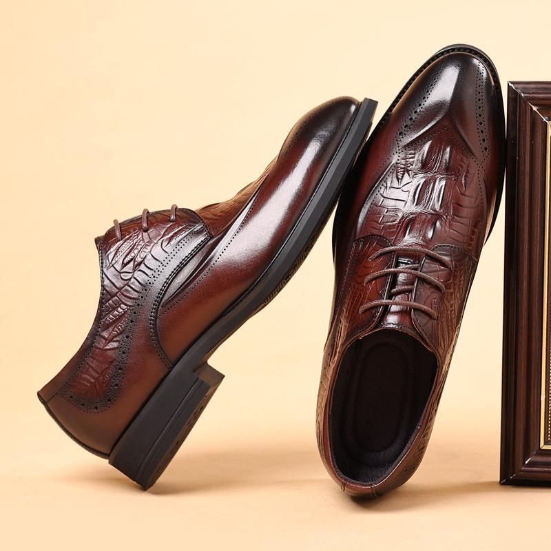 Men's first layer cowhide leather shoes British style leather shoes brogue carved shoes crocodile pattern men's business formal leather shoes