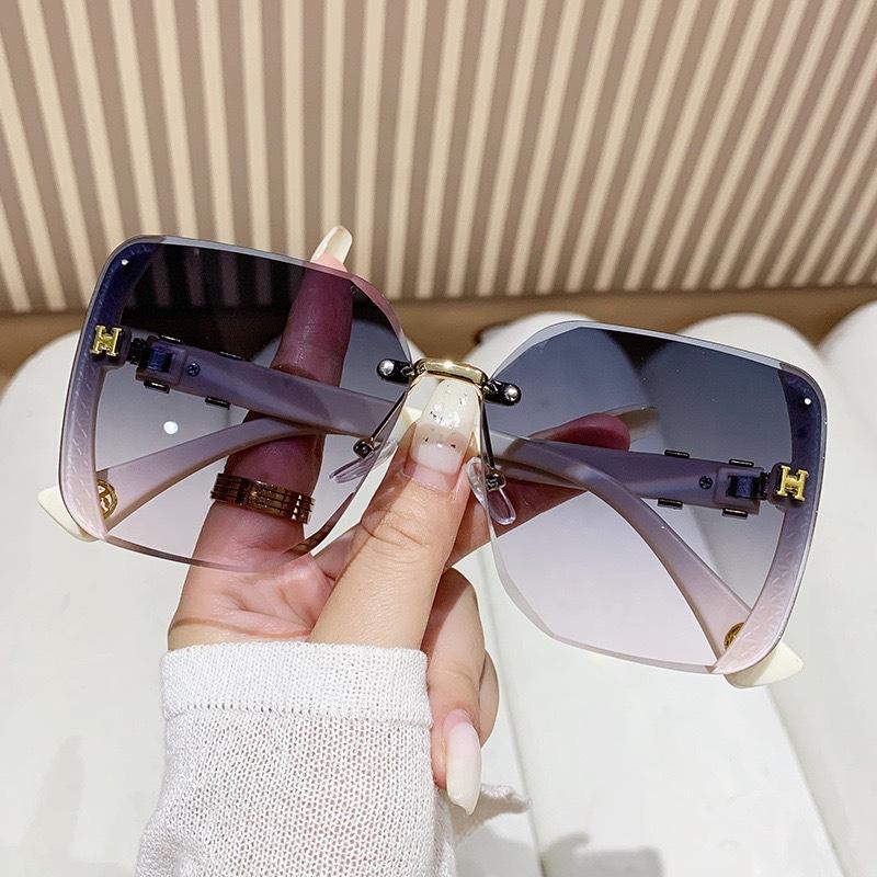 Large-frame cut-edge square sunglasses for women, glittery starry sky design, H-brand high-end casual versatile metal women's sunglasses