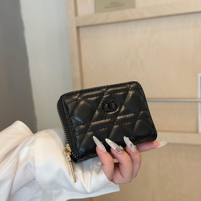 Niche Design Anti-Degaussing Card Holder for Women, Rhombus Zipper Style, Multiple Card Slots, Exquisite High-End Compact Accordion-Style Card Holder