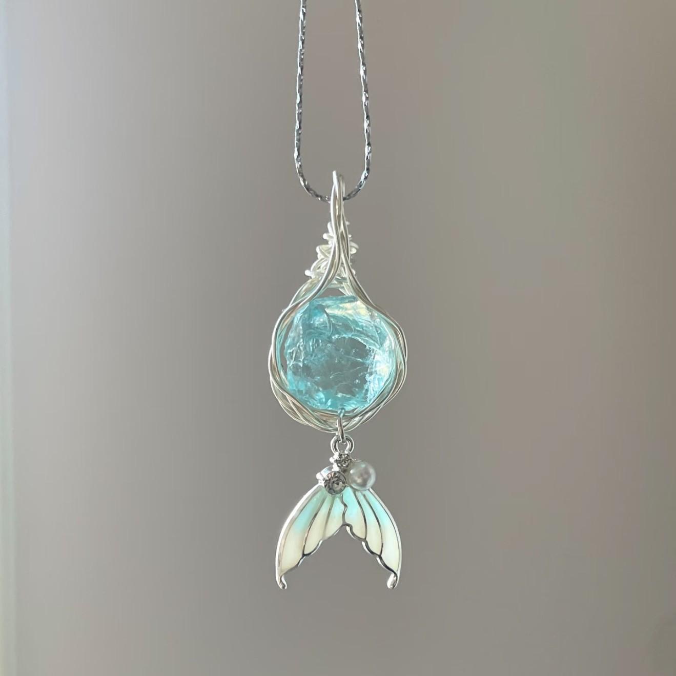 Mermaid Tears Pendant Niche Fish Tail Necklace Women's Summer Light Luxury Clavicle Chain Necklace Gift