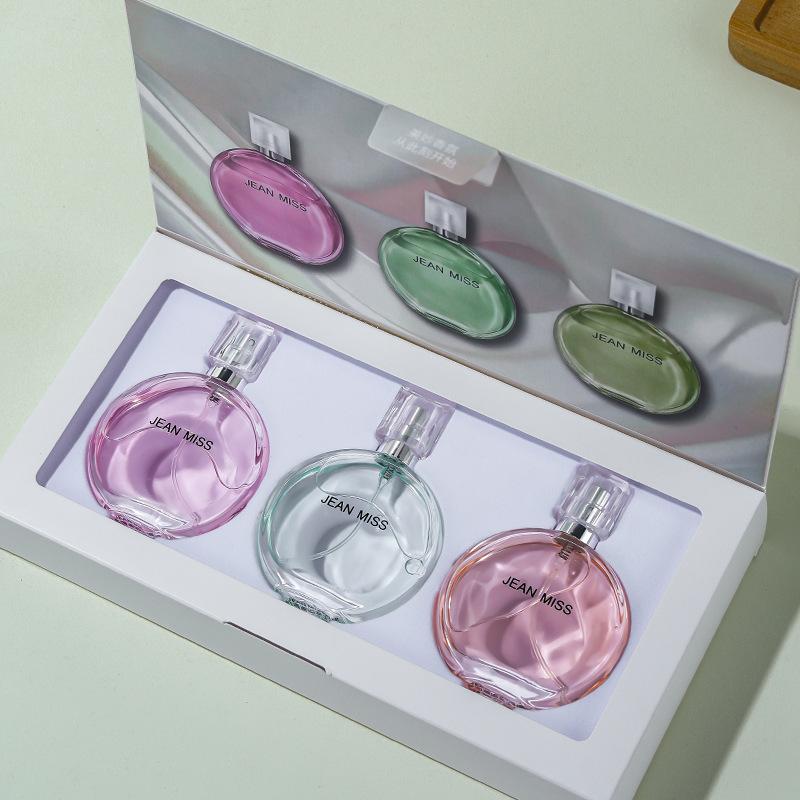 Small town Yixiang tender encounter ladies perfume suit foreign trade perfume gift box lasting eau de toilette factory direct