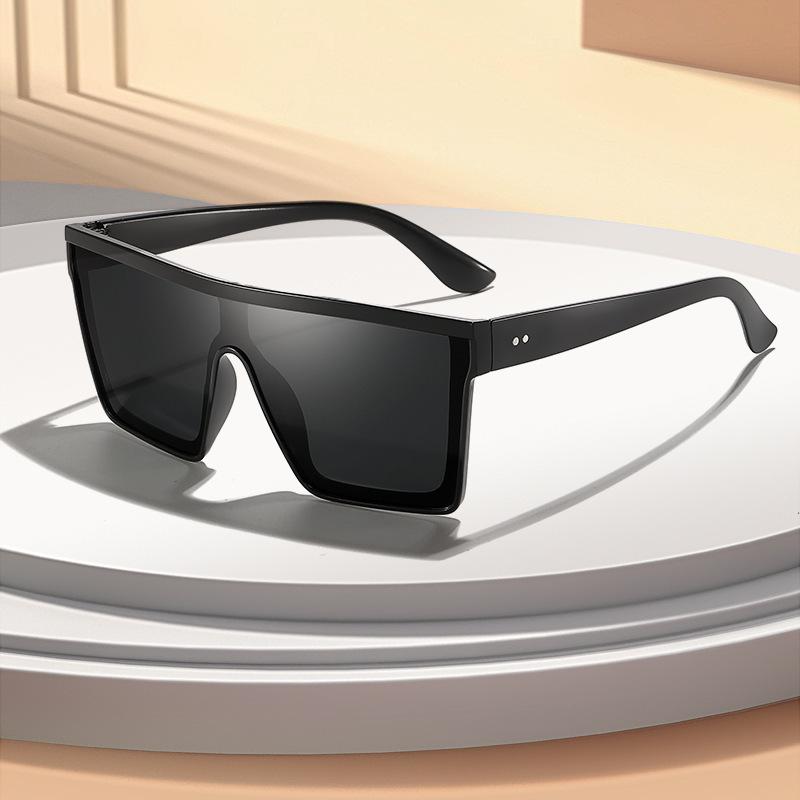 Cross-Border Large Frame European and American Fashion Trend Ins Sunglasses Punk Driving Sun Protection Men and Women Personalized Sunglasses Wholesale