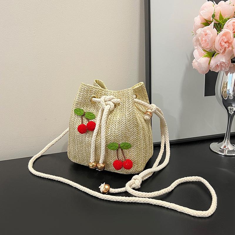 Woven Straw Bag for Women 2025 New Versatile Shoulder Handbag Fashionable Beach Large Capacity Tote Bag Cross-Border