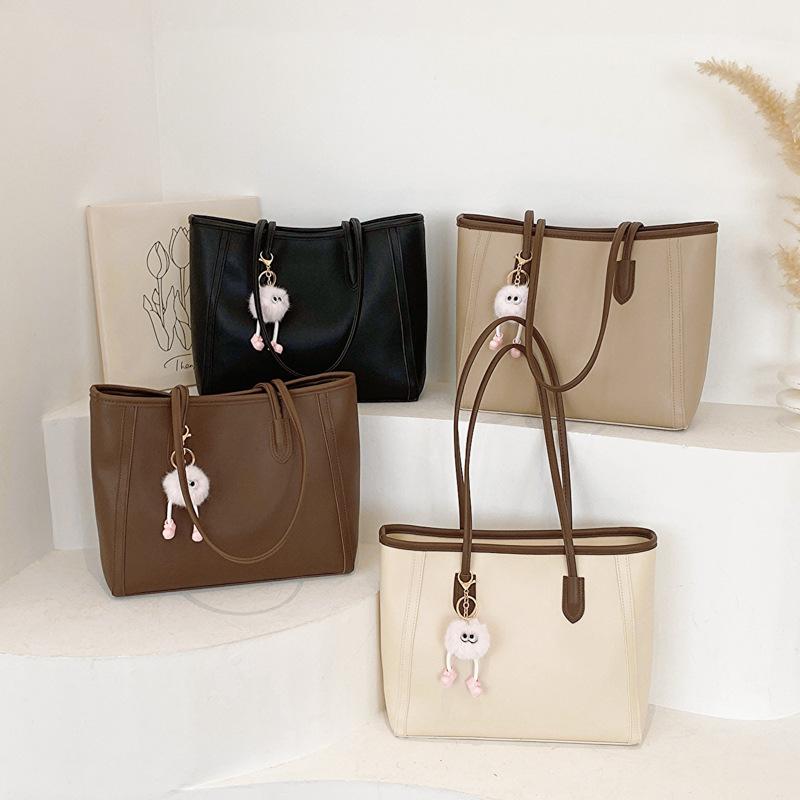 Large-Capacity Fashionable and Simple Shoulder Bag for Women 2026 Autumn and Winter New Korean Style Commuter Underarm Tote Bag