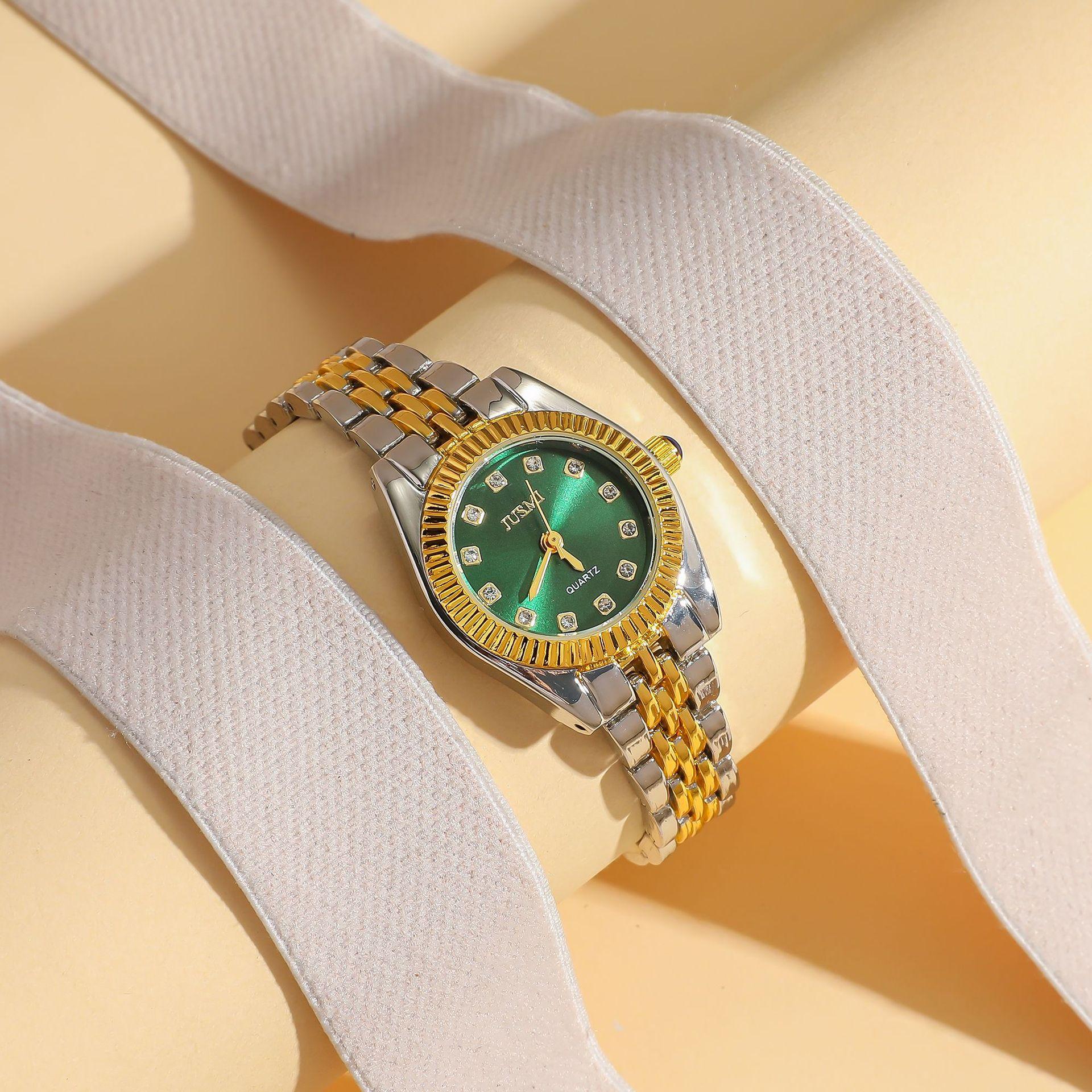 Women's New Aurora Shell Diamond-Encrusted Star Roman Dial Gold-Tone Steel Band Quartz Watch with Customizable Logo