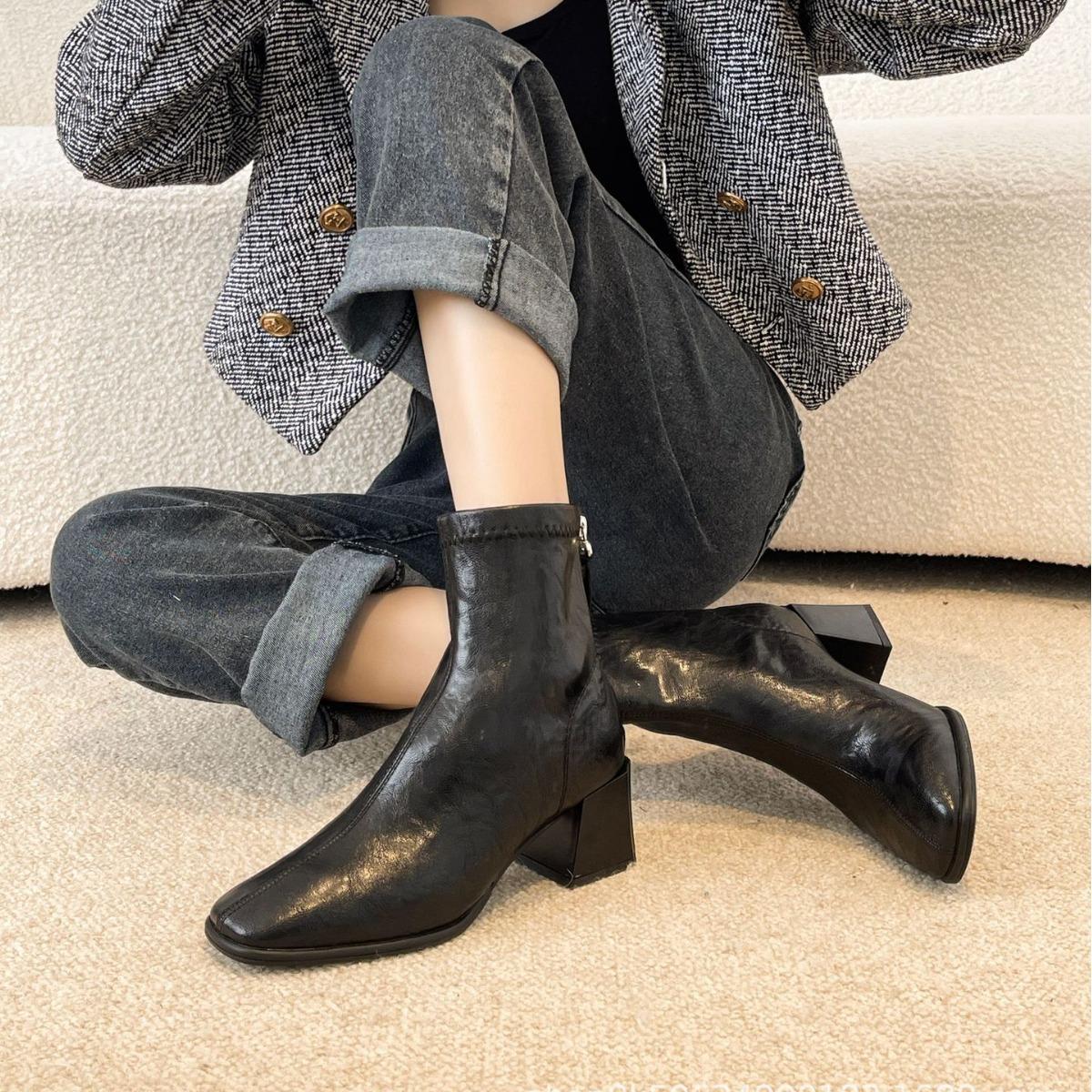 Women's 2024 New Thick Heel Extra Large Size Waterproof Platform Thick Bottom Extra Large Barrel