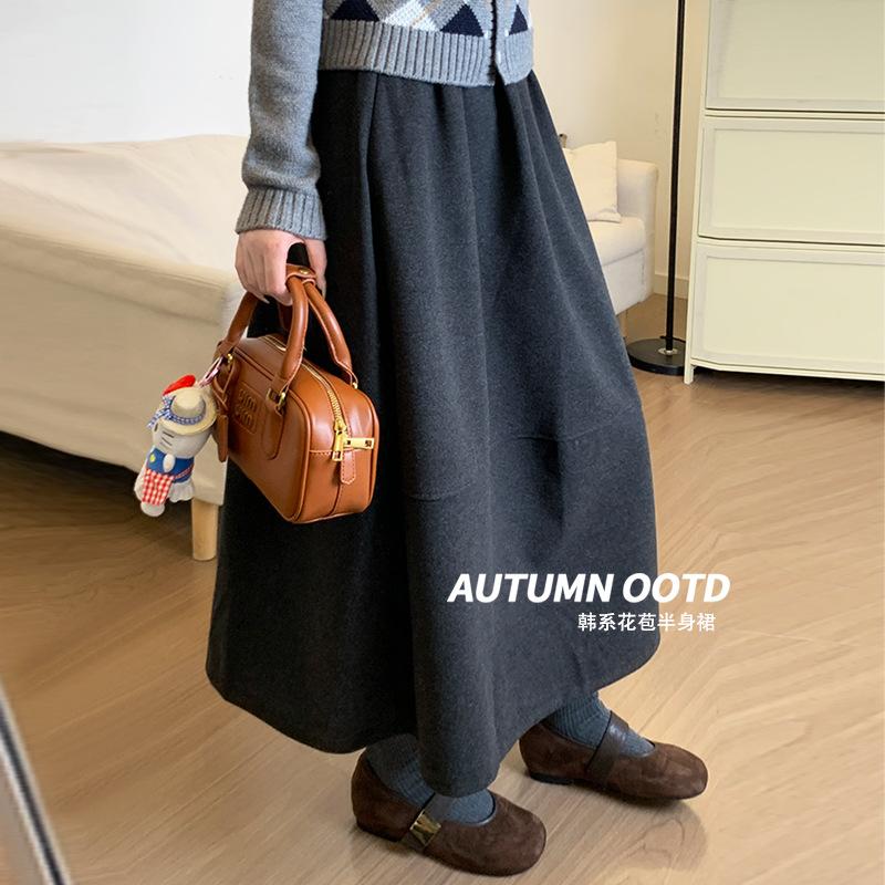 Black Woolen Skirt for Women, Winter 2025 New Style, High-Waisted A-Line, Super Stylish Winter Skirt, Mid-Length Floral Umbrella Skirt
