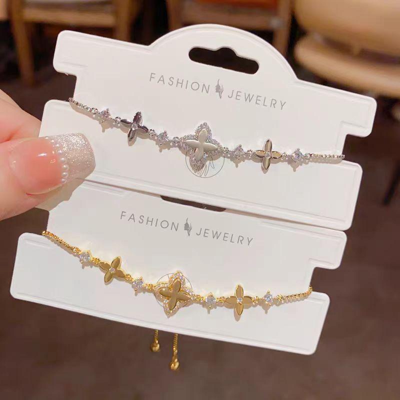Wholesale Dazzling Micro-Inlaid Zircon Star Bracelet, Light Luxury Fashion Niche Design with a High-End Feel, Adjustable Pull-Out Jewelry for Women