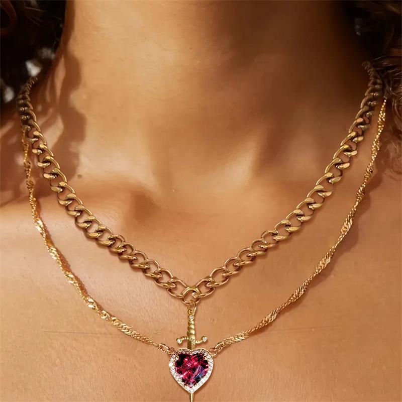 New Creative One-Arrow-Through-Heart Couple Pendant Set Love Dagger Diamond Clavicle Chain Valentine's Day Gift Necklace