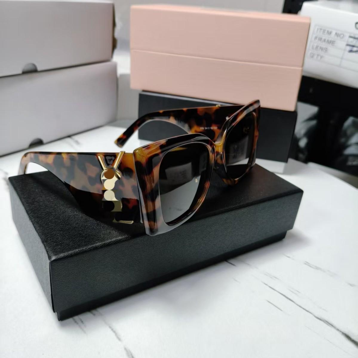 Yangshulin's New Sunglasses 119 Internet Celebrity Square Frame Women's Same Style Large Frame Hong Kong Style Oversized Slimming Look High-End Sunglasses