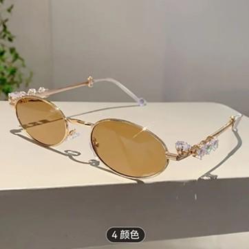 2024 Trendy Collaboration Little Red Book Sunglasses for Women and Men, Diamond Oval Y2K Influencer Style
