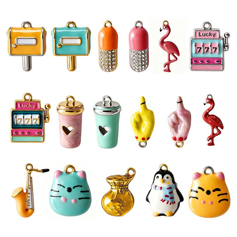 316 stainless steel dopamine cute 3D penguin pendant, small charm for DIY necklaces, bracelets, and keychains